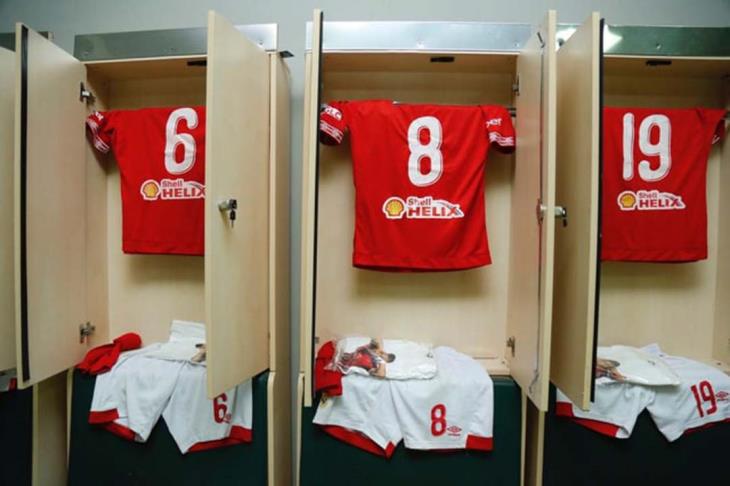 قمصان الأهلي